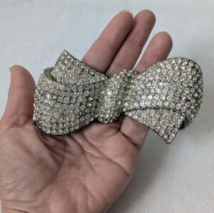 VERN O'HARA Vintage Huge Bow Silver Tone Belt Buckle With Tremendous Rhinestones